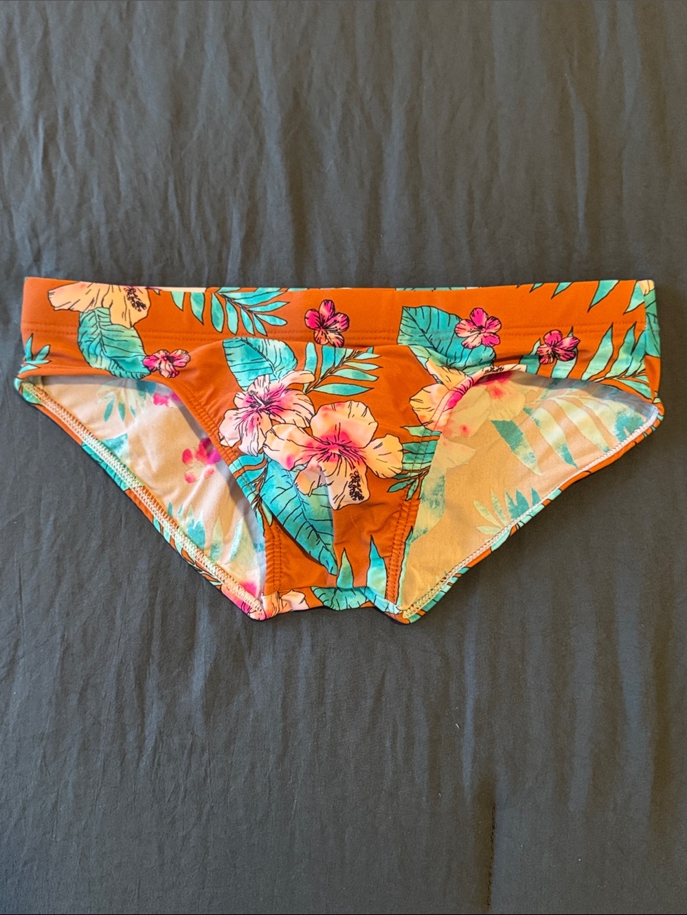 Men's Orange Tropical Floral Swim Trunks, Snug Medium, Q beach Sport
